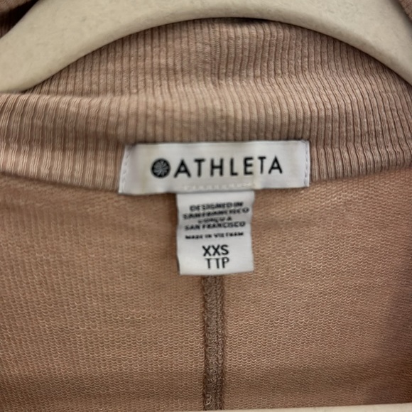 Athleta Pranayama Restore Wrap - Picture 5 of 5